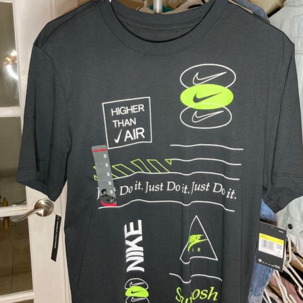 Nike shirt